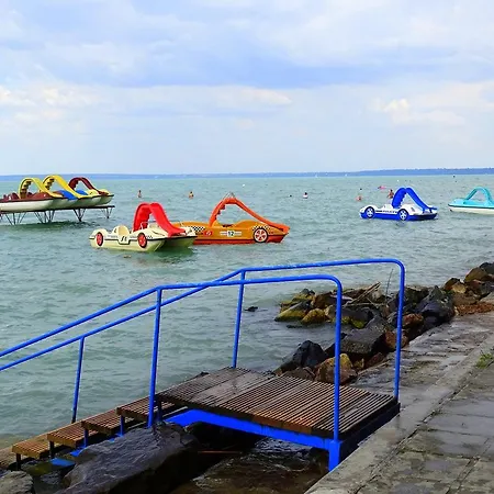 Balaton 100 公寓 希欧福克